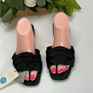 Black Women's Slide Sandals